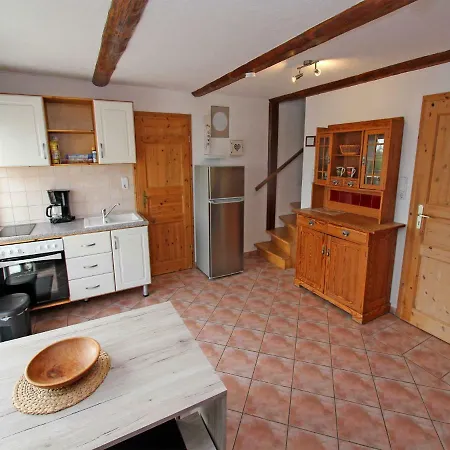 Apartment Ferienhof Direkt An Der Mueritz 10030