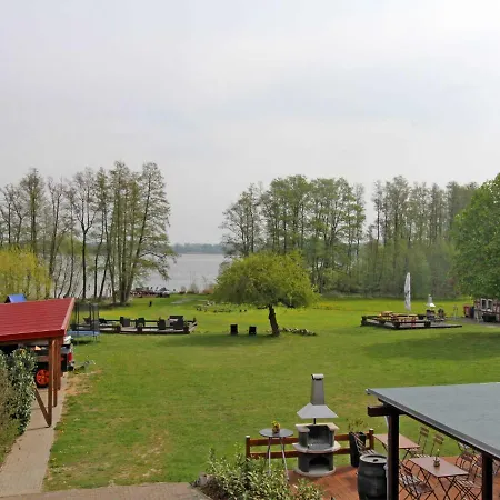 Ferienhof Direkt An Der Mueritz 10030 Vipperow