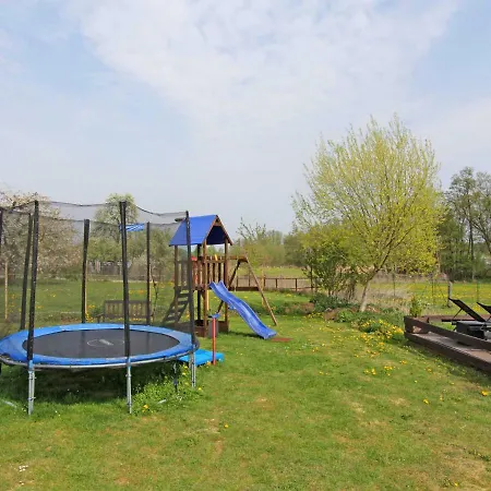 Apartment Ferienhof Direkt An Der Mueritz 10030